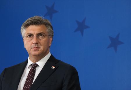 https://storage.bljesak.info/article/465667/450x310/andrej-plenkovic (2).jpg